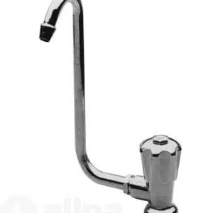 Verchroomde waterkraan met 10mm-uitloop 3/8" knop rechts