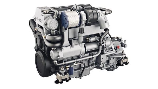 Engine Deutz 4cil 120pk 24V/60A/1P VD4120452E
