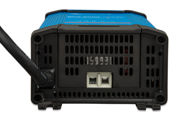Blue Smart IP22 Charger, 24V, 12A, 1